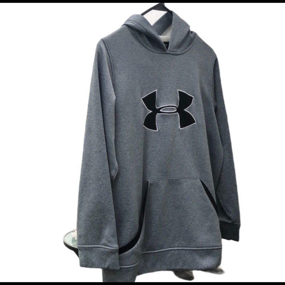 (Sold) 𝅺under ARMOUR  👚 - Picture 4 of 6